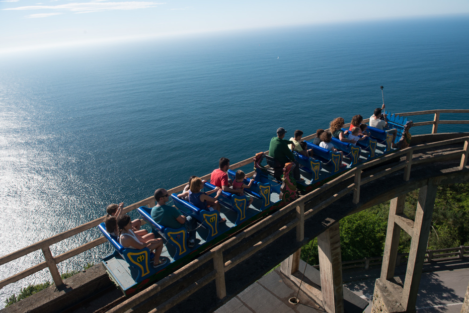 Montaña Suiza Parque de Atracciones Monte